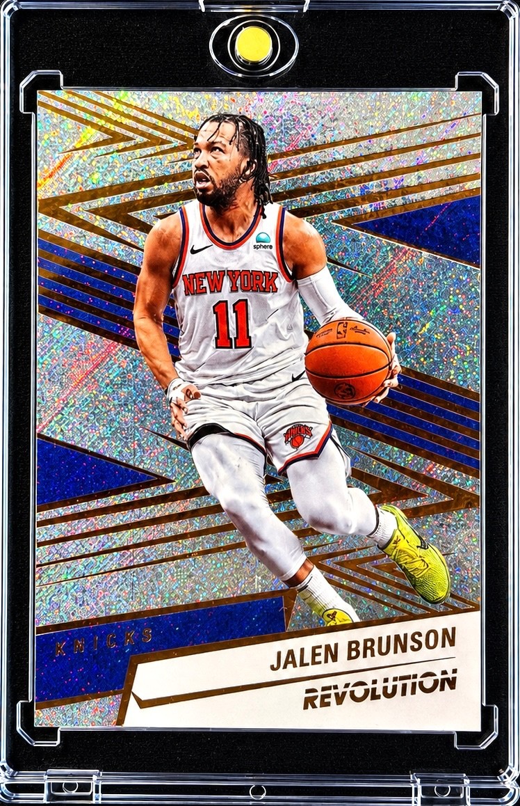 Jalen Brunson SPARKLE FOIL REFRACTOR PANINI CARD NEW YORK KNICKS MINT