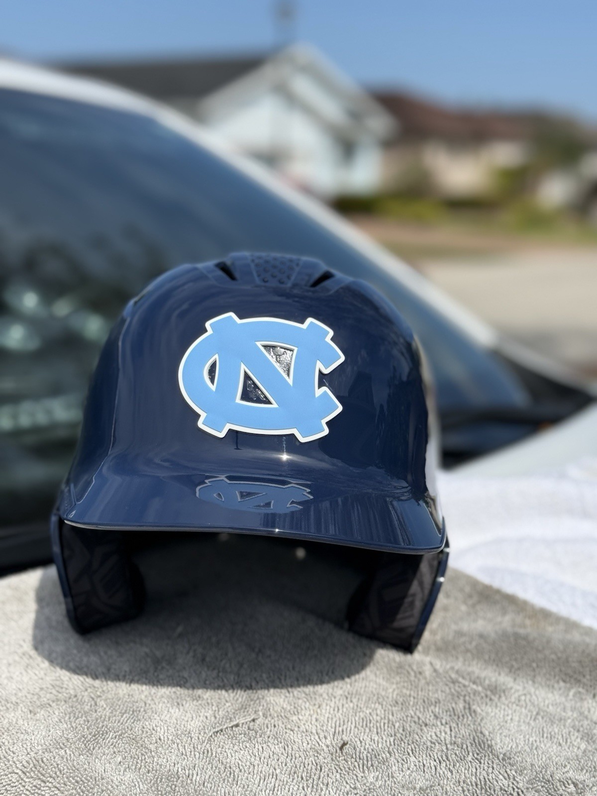 UNC NORTH CAROLINA TARHEELS COLLEGE WORLD SERIES CUSTOM EVOSHIELD BATTING HELMET