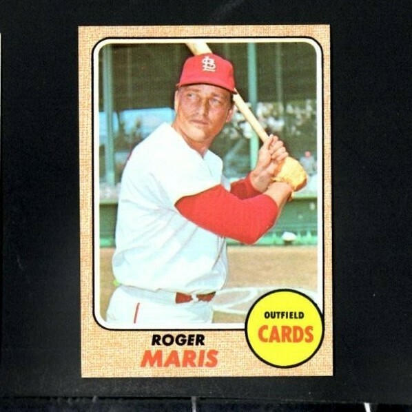 1968 Topps # 330 Roger Maris MINT ( straight from cello pack)