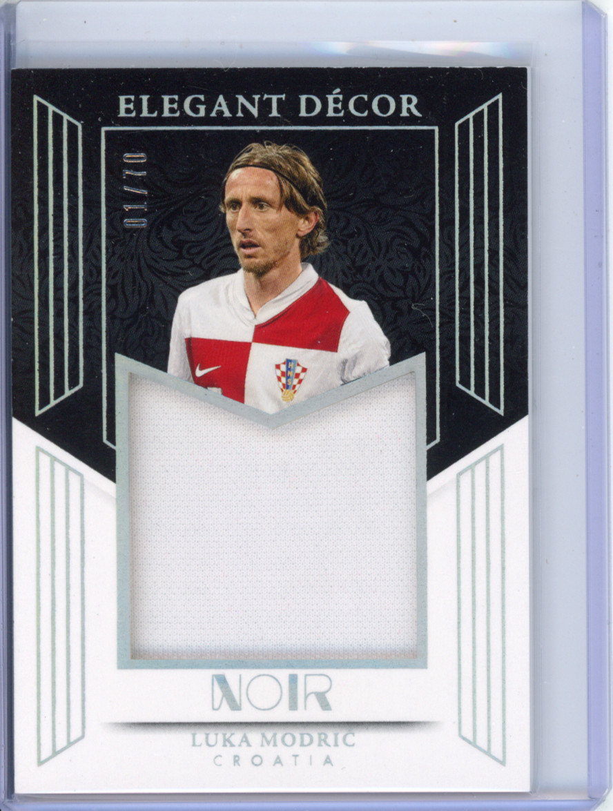 Luka Modric 2025 Noir Road To World Cup Elegant Decor Relic 01/70 #ED-LM