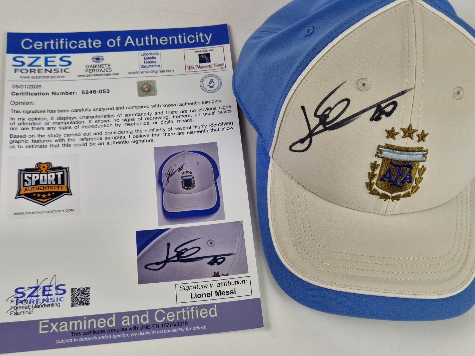 Lionel Messi Argentina cap AFA Hand Signed W/COA with base Free shipping