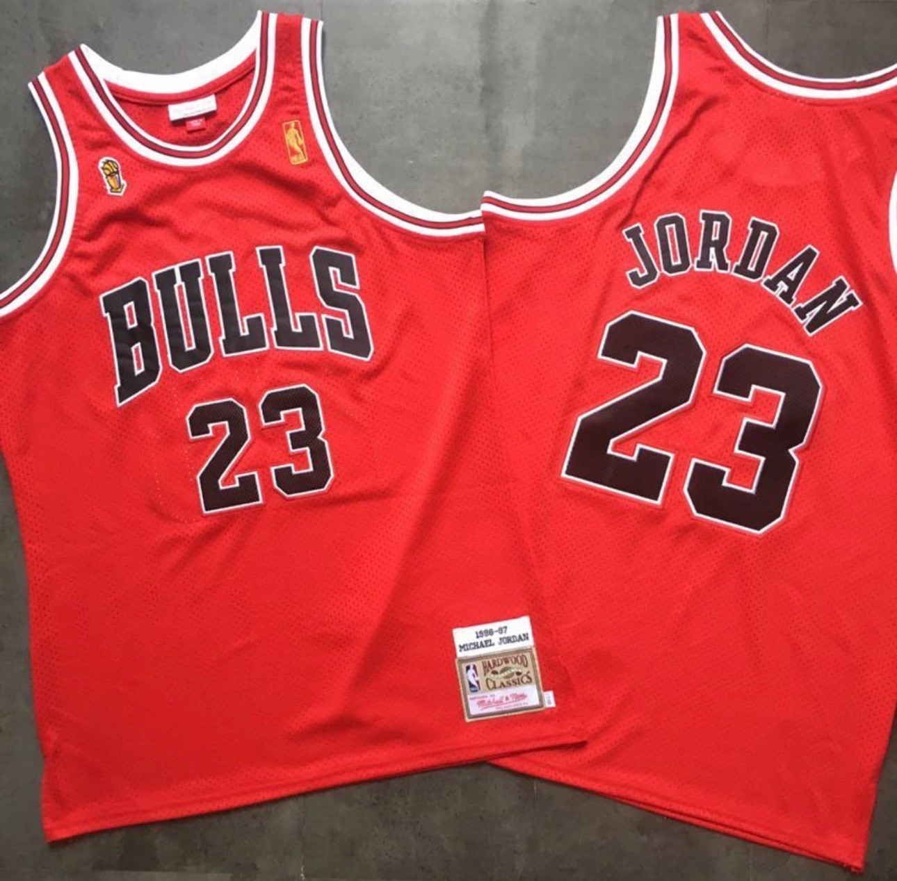Chicago Bulls Michael Jordan NBA Finals vintage red basketball jersey
