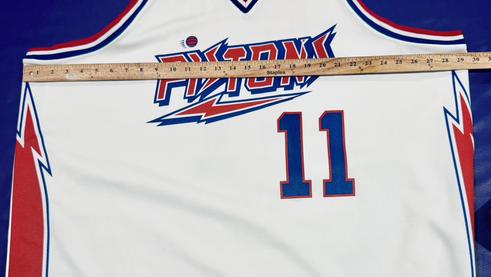 Authentic Bob McAdoo #11 Mitchell & Ness 1980-1981!Detroit Pistons Jersey 60