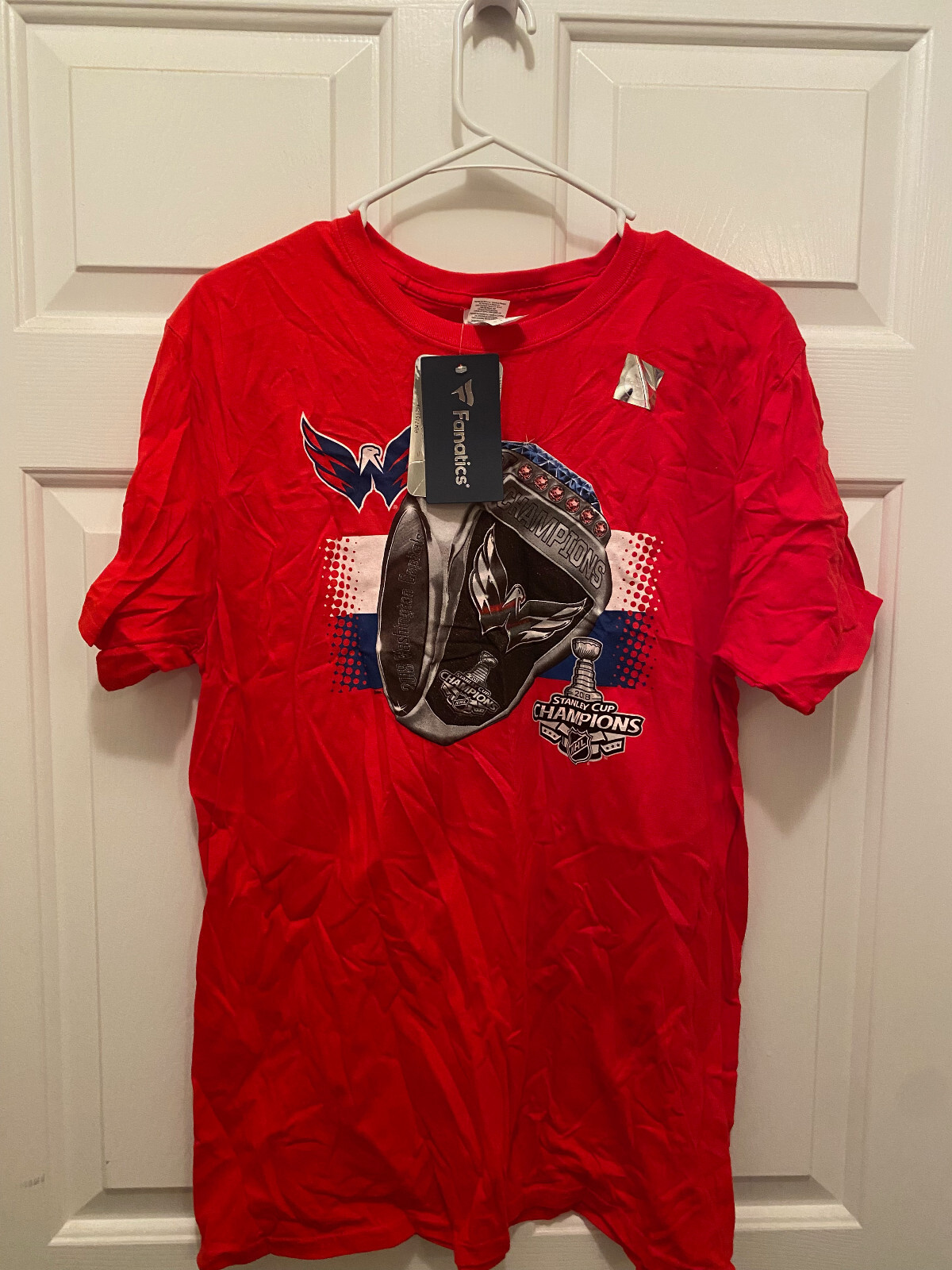 NWT Washington Capitals Men’s 2018 Stanley Cup Champions Ovechkin Red T-Shirt XL