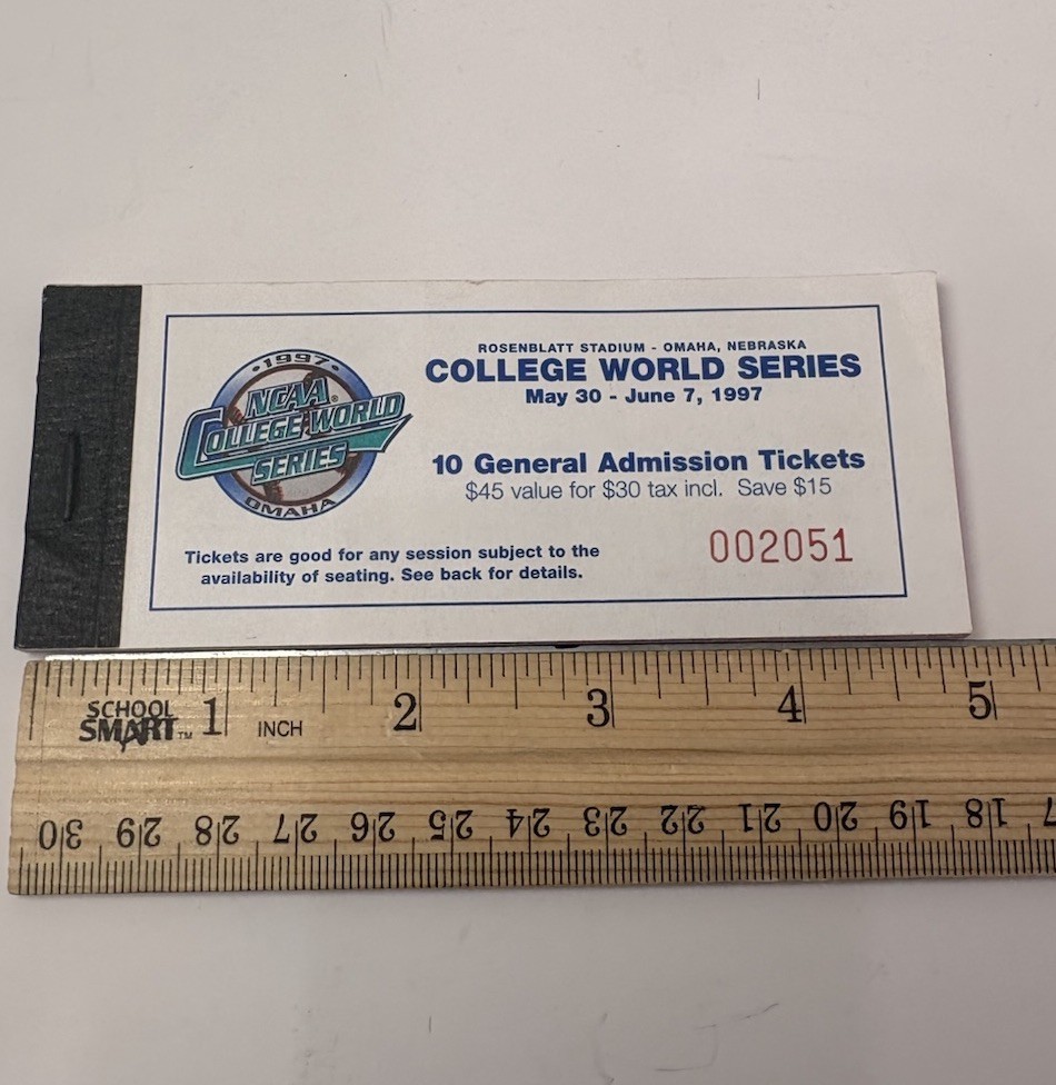 1997 NCAA College World Series Ticket Booklet Rosenblatt Stadium Omaha Unused