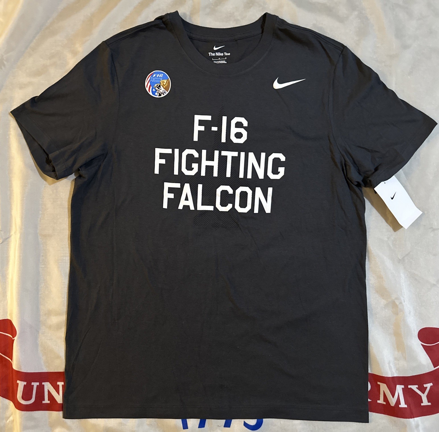 Nike Air Force Falcons Anthracite F-16 Fighting Falcon Rivalry Men’s L T-Shirt