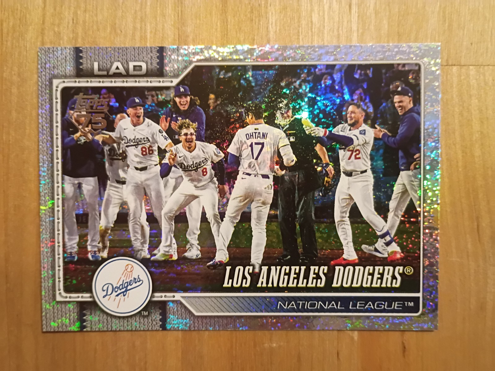 TOPPS 2026 SERIES 1 #256 LA DODGERS TEAM SPARKLE PARALLEL CARD FT OHTANI