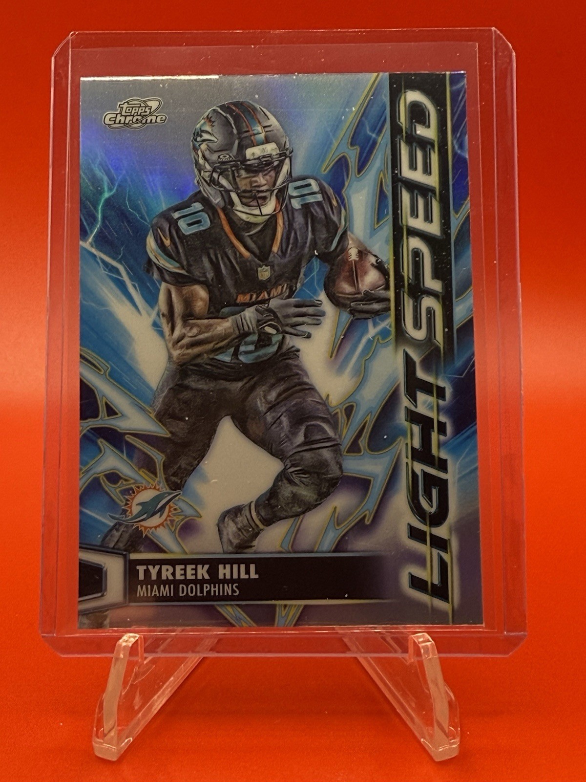 2025 Topps Cosmic Chrome – Tyreek Hill – Light Speed – Dolphins #LS-30 [330]