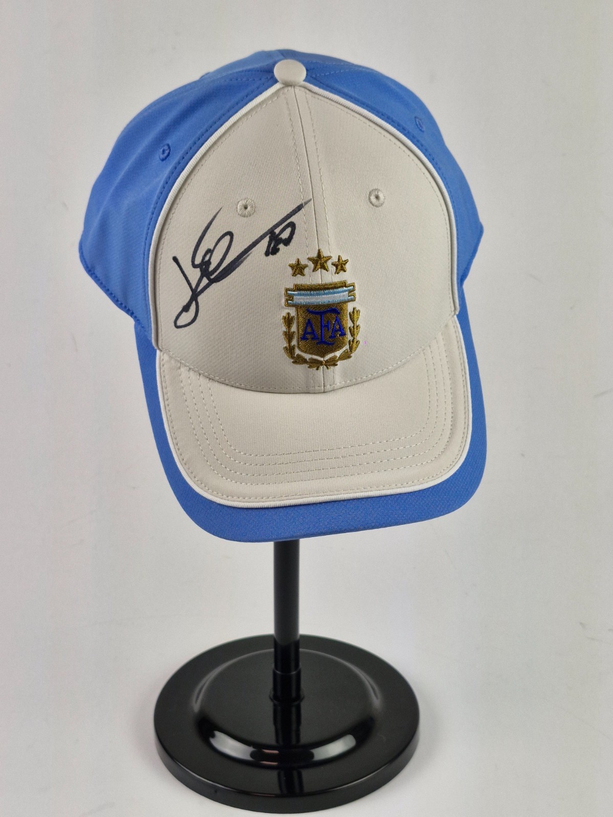 Lionel Messi Argentina cap AFA Hand Signed W/COA with base Free shipping
