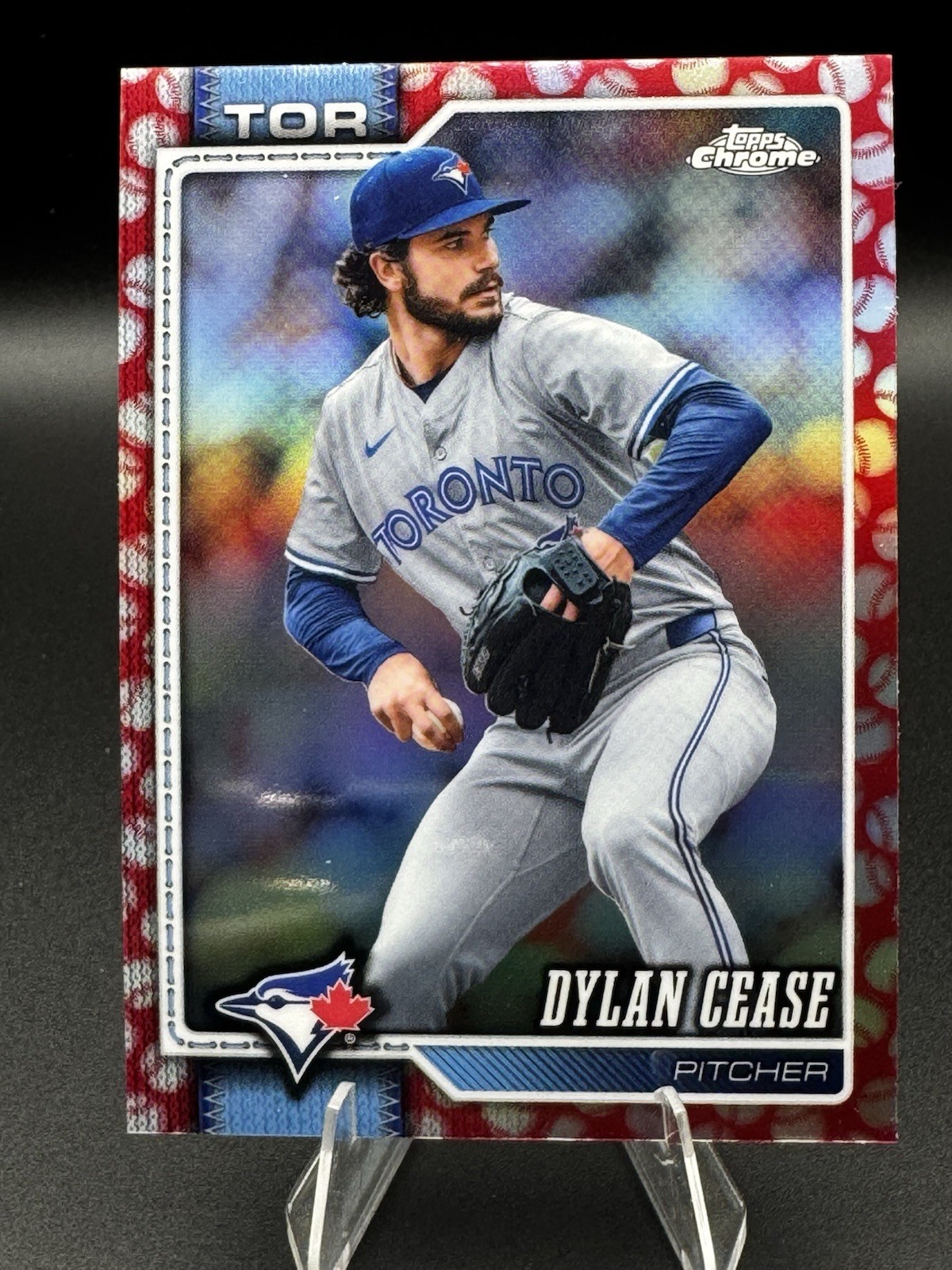 2026 Topps Chrome Baseball – Dylan Cease #208 Baseball Seams Refractor