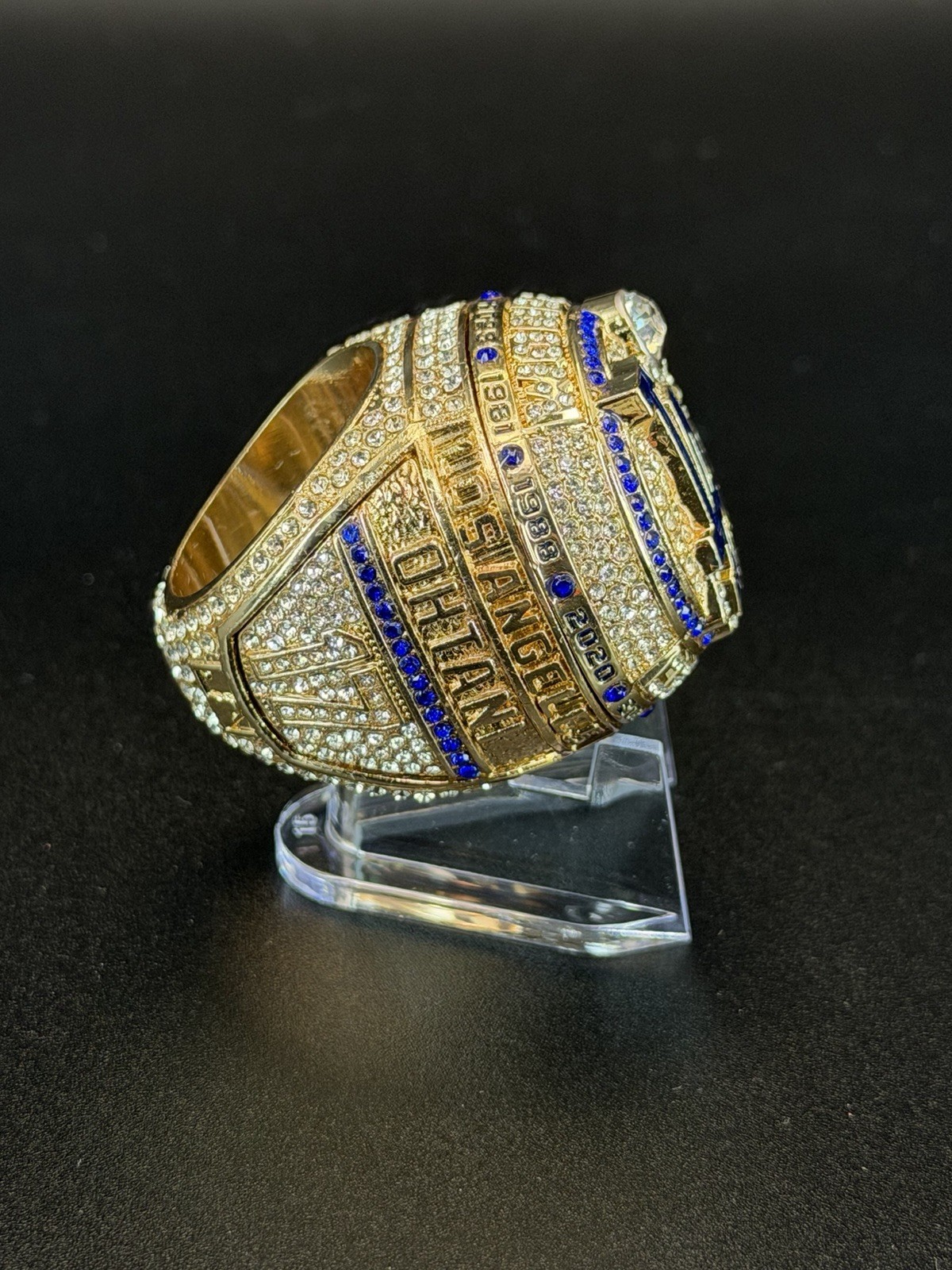 MLB 2025 L. A. Dodgers World Series Ring **Choose Your Player** US SHIPPED