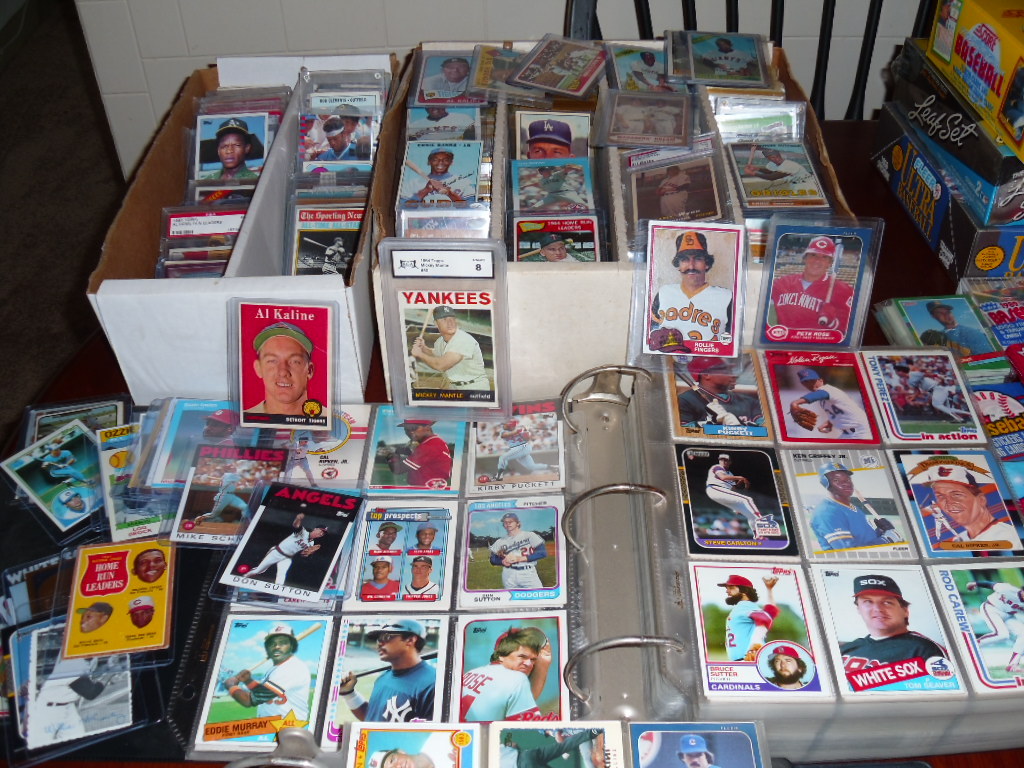 VINTAGE SEALED BASEBALL CARD PACKS FROM AN ESTATE SALE! FREE VALUABLE BONUSES!