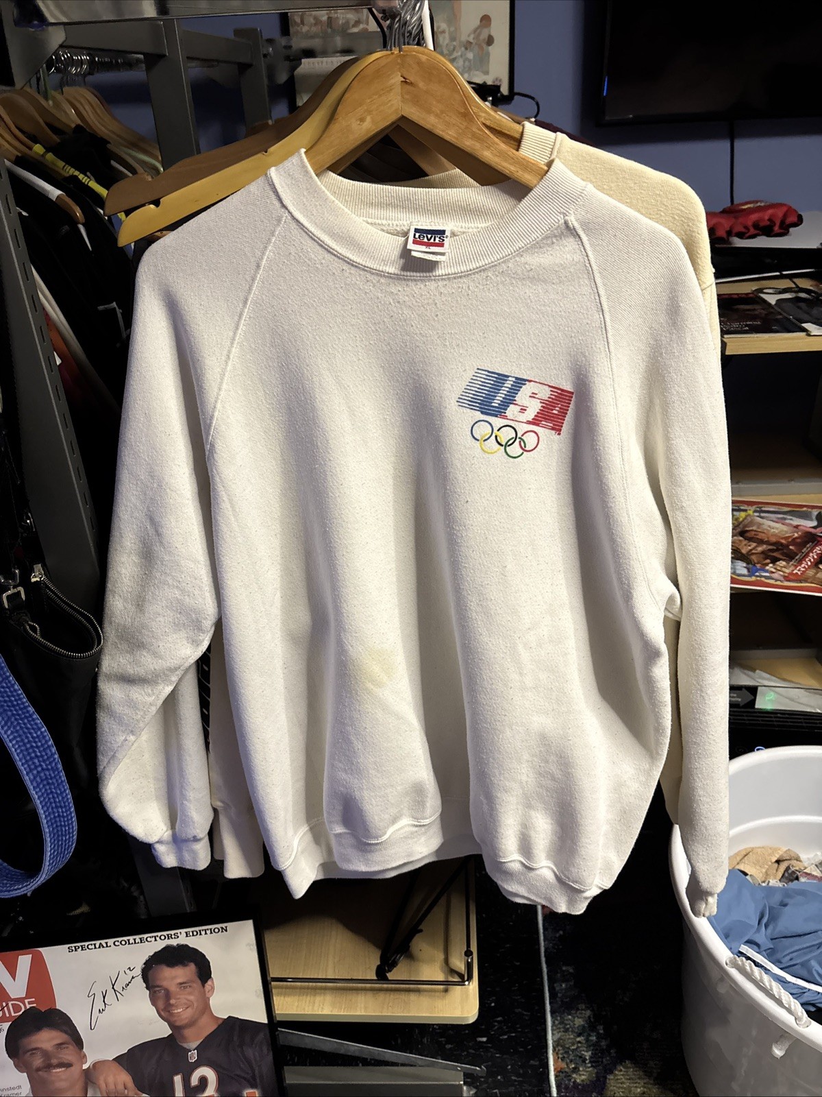 Rare Vintage 1984 Levi’s USA Olympic Raglan Crewneck Made In USA Size XL