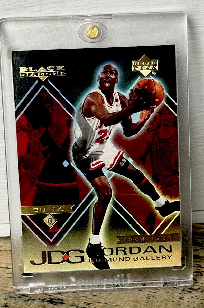 Michael Jordan Card 90’s RAINBOW REFRACTOR HOLO RARE INSERT SP BULLS JERSEY #23