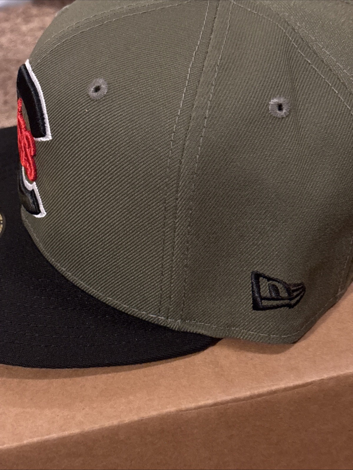 Chicago Cubs Hat New Era 59Fifty Olive Green/Black Harry Caray Patch Size 7-1/2