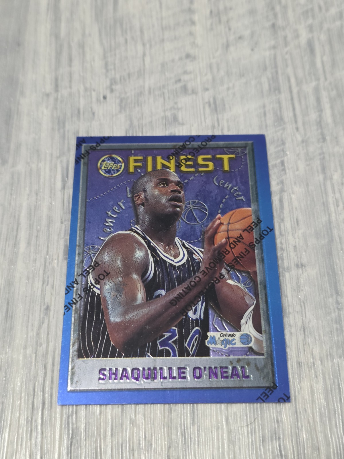 1995-96 Topps Finest #32 Shaquille O’Neal With Protective Coating – D848