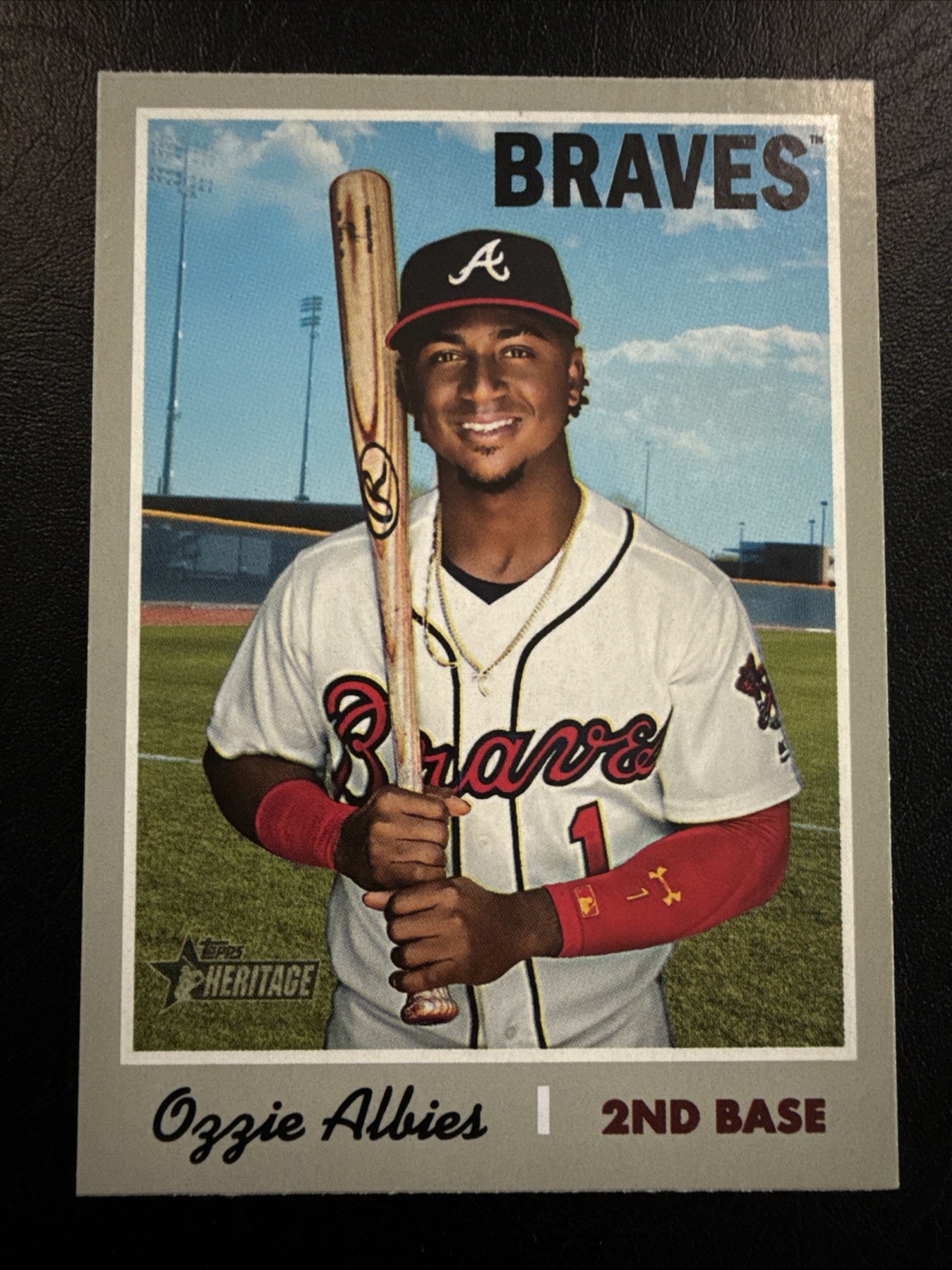 2019 Topps Heritage Ozzie Albies French Text SSP #436 Braves