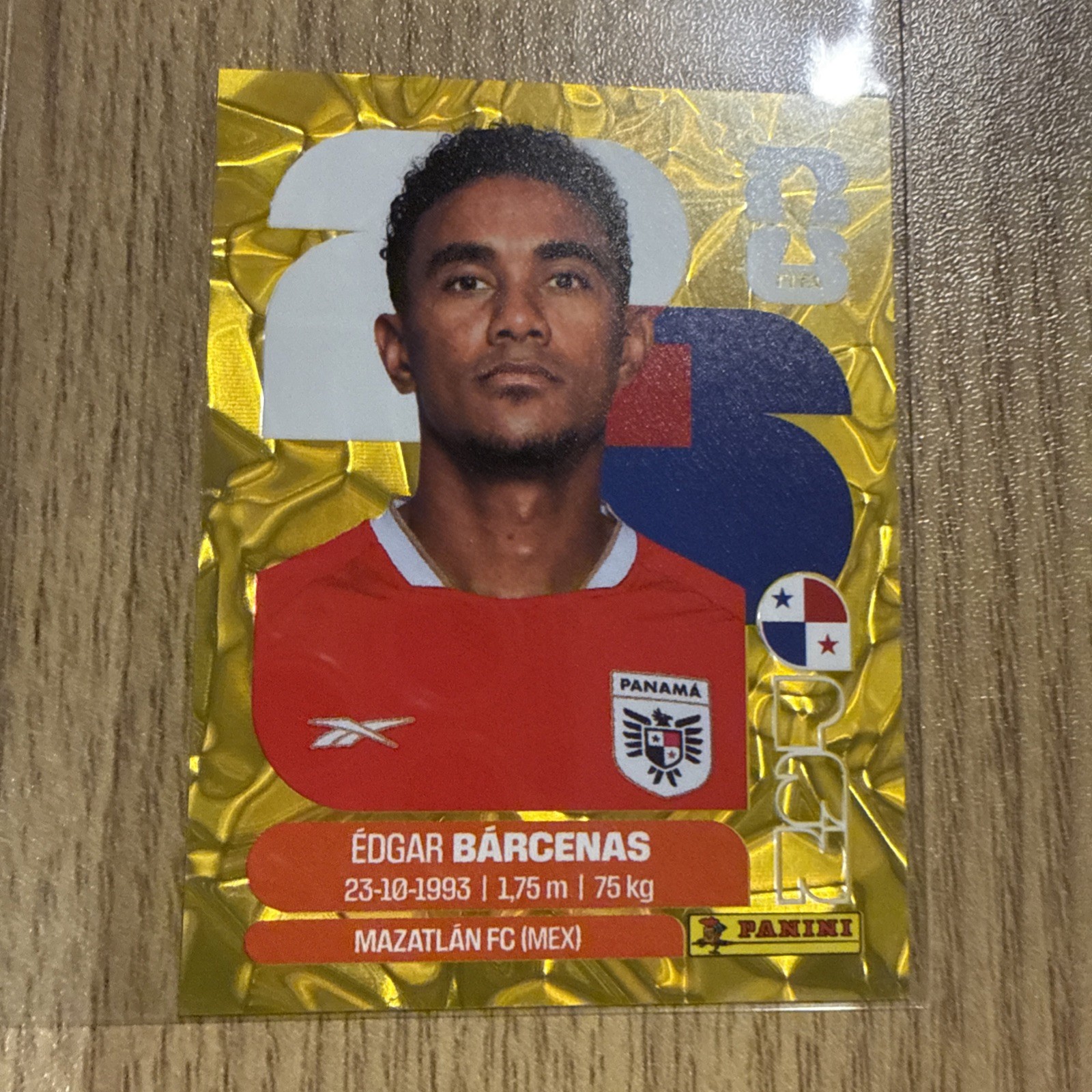 Panini FIFA WC 2026 Stickers-Exclusive Gold Crumple-PAN Panama- Pick Yours