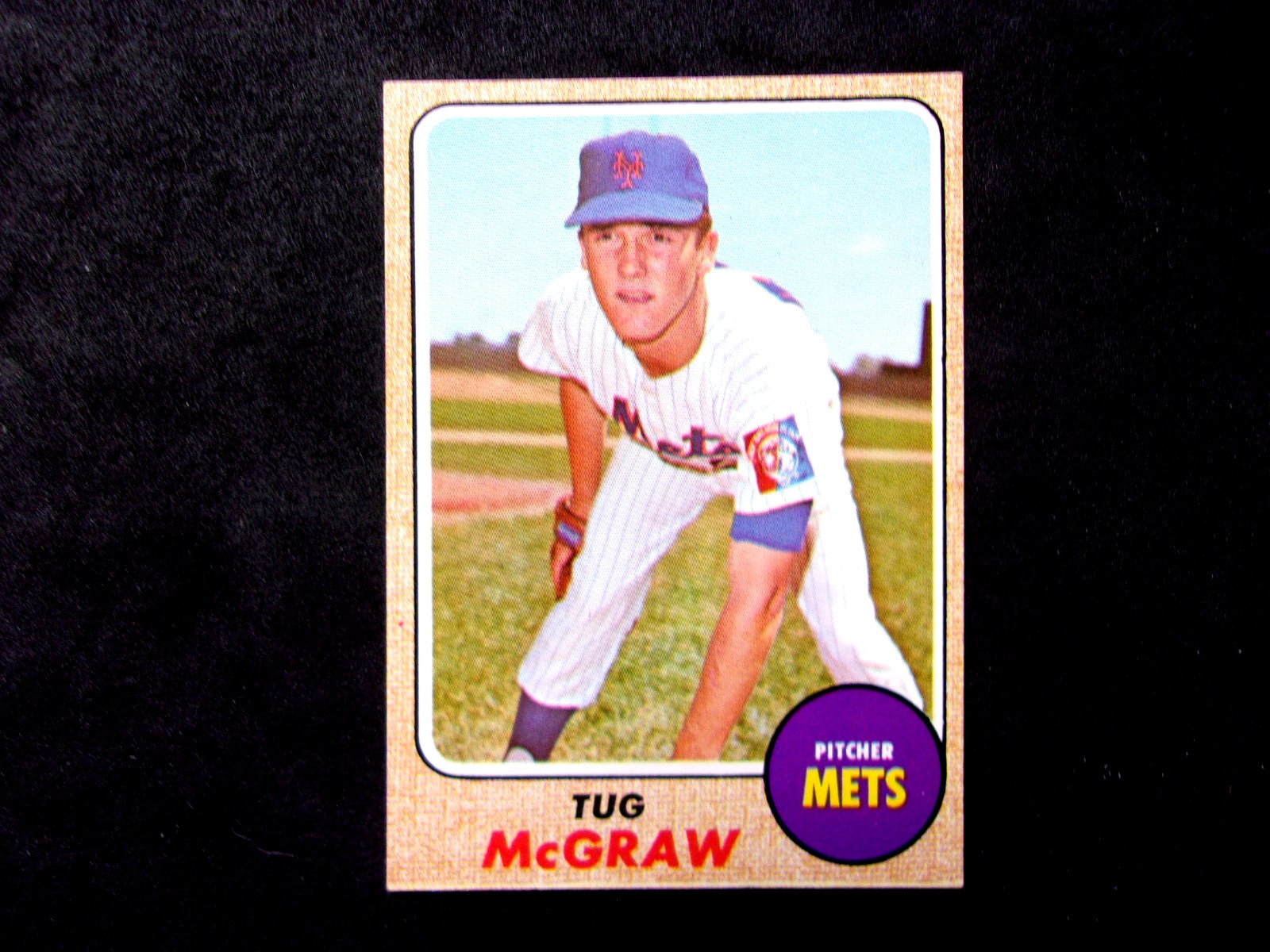 1968 TOPPS #236 TUG MCGRAW..NO CREASES..NICE VINTAGE CARD..METS