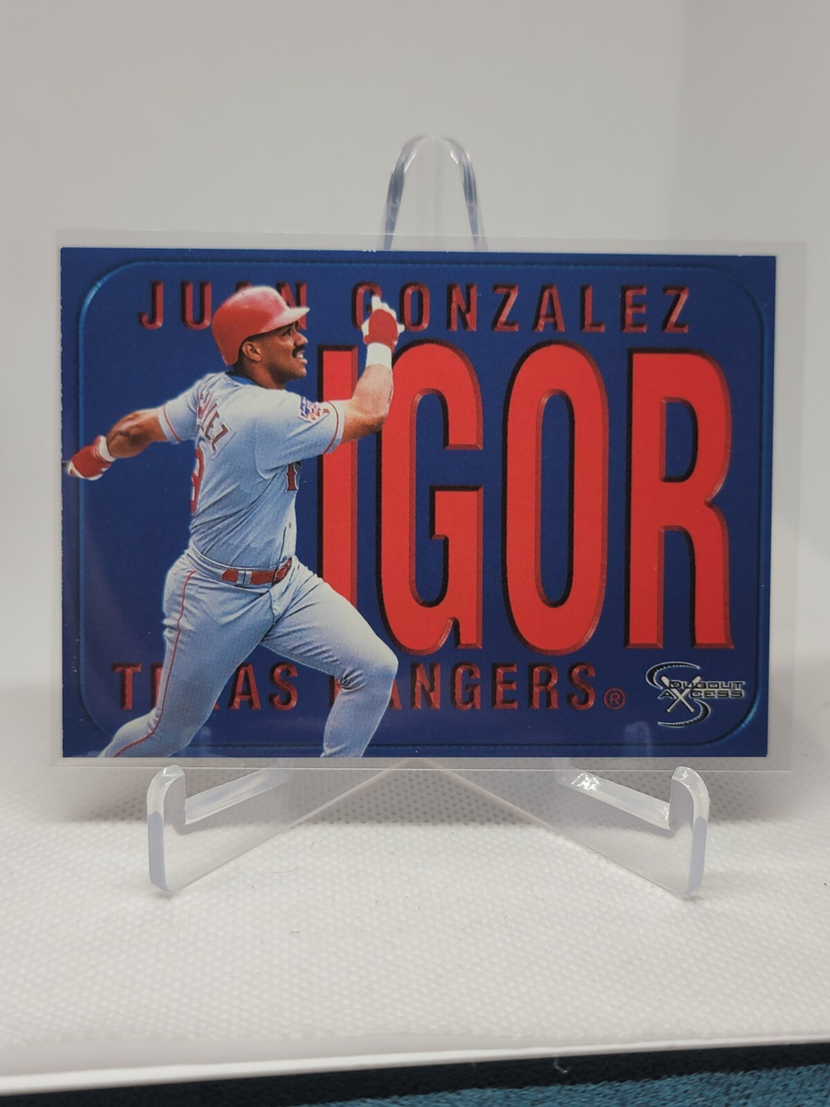 JUAN GONZALEZ 1998 SkyBox Dugout Axcess #135 Rangers NAME C2A