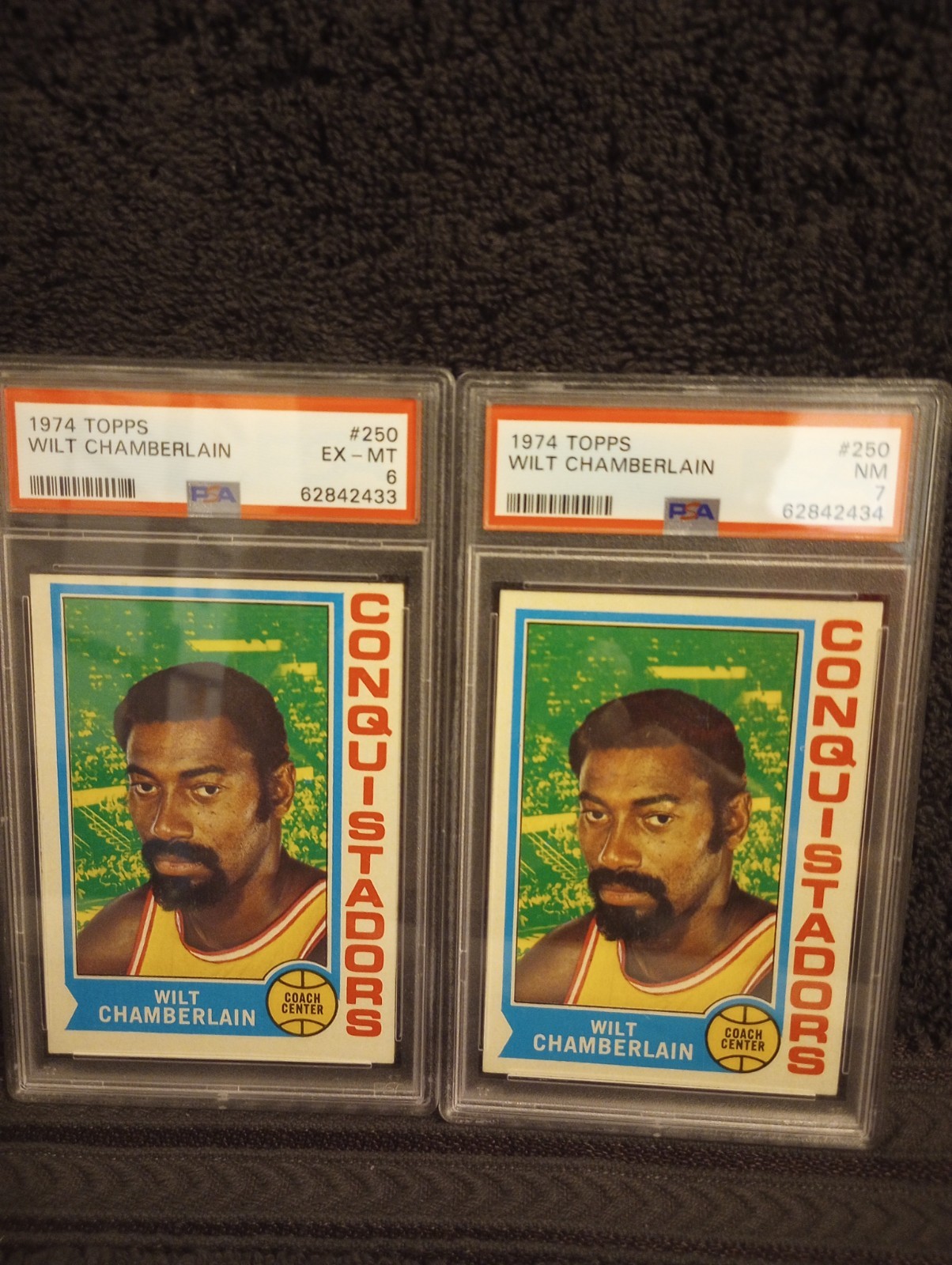 1974 WILT CHAMBERLAIN TOPPS #250 LOT (2) SAN DIEGO CONQUISTADORS PSA 6,7 EX-NRMT