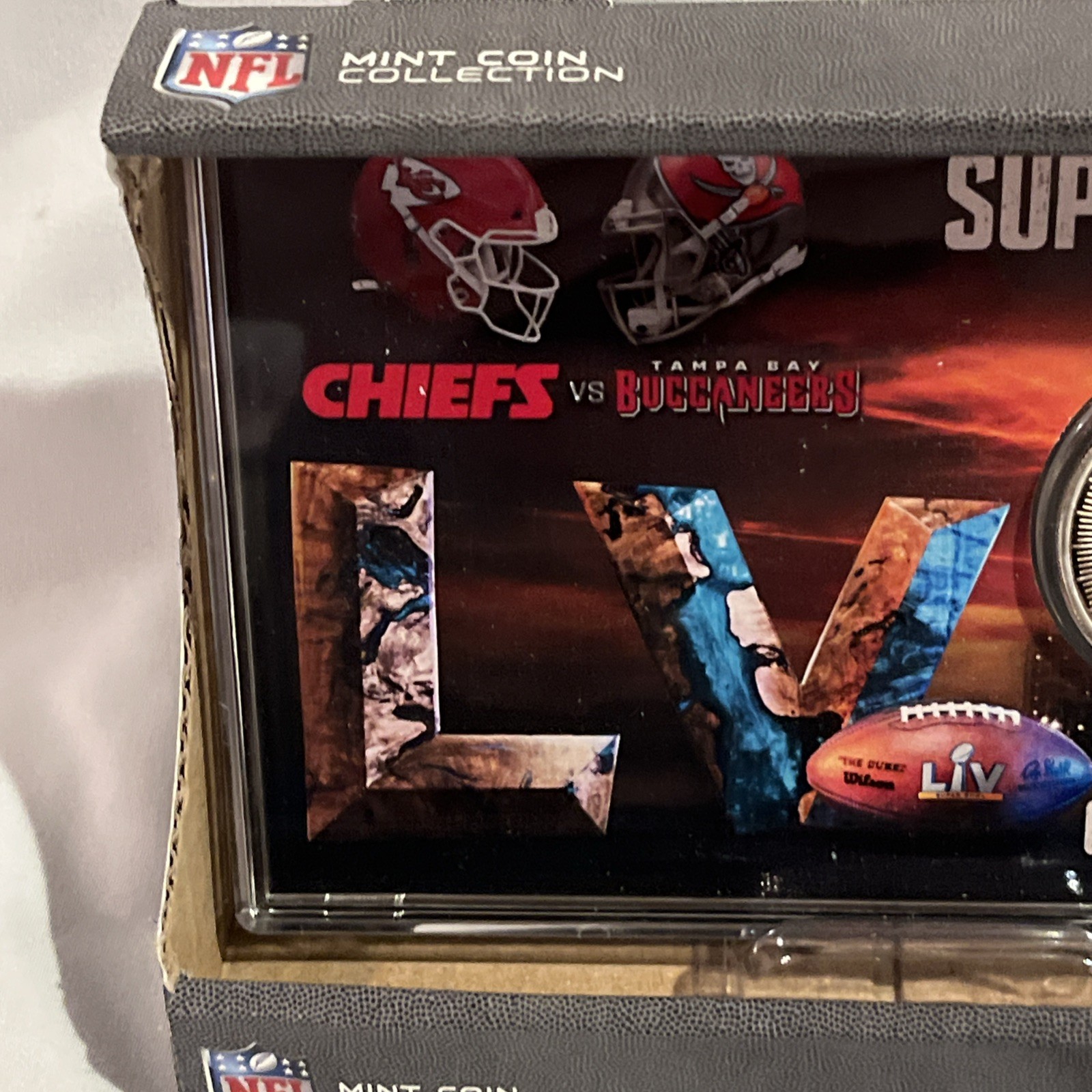 Highland Mint Super Bowl LV Chiefs VS Buccaneers Commemerative Coin Orig Pkg!!