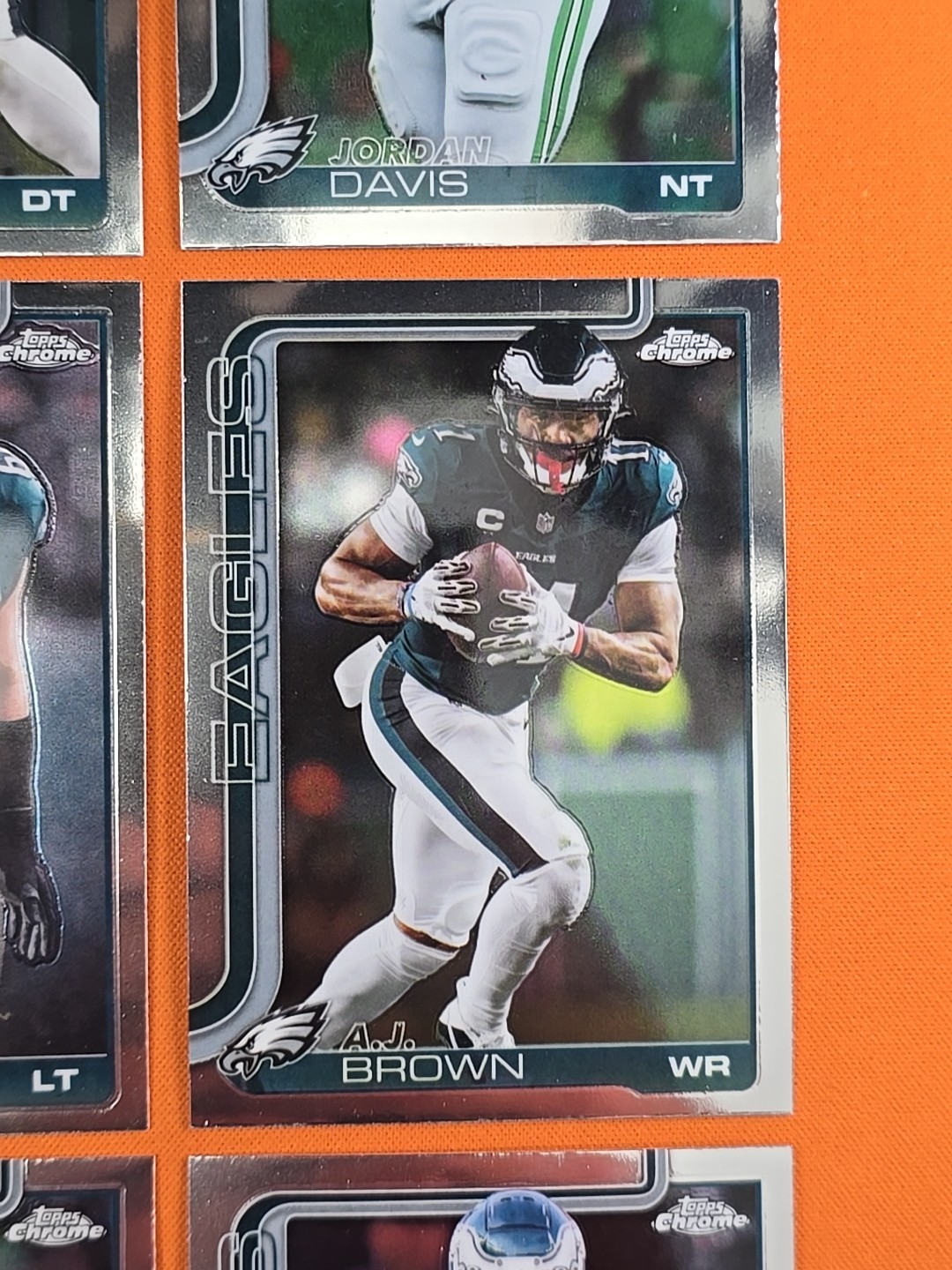 🟢🦅⚪️ 2025 TOPPS CHROME PHILADELPHIA EAGLES COMPLETE BASE TEAM SET(13 CARD LOT)