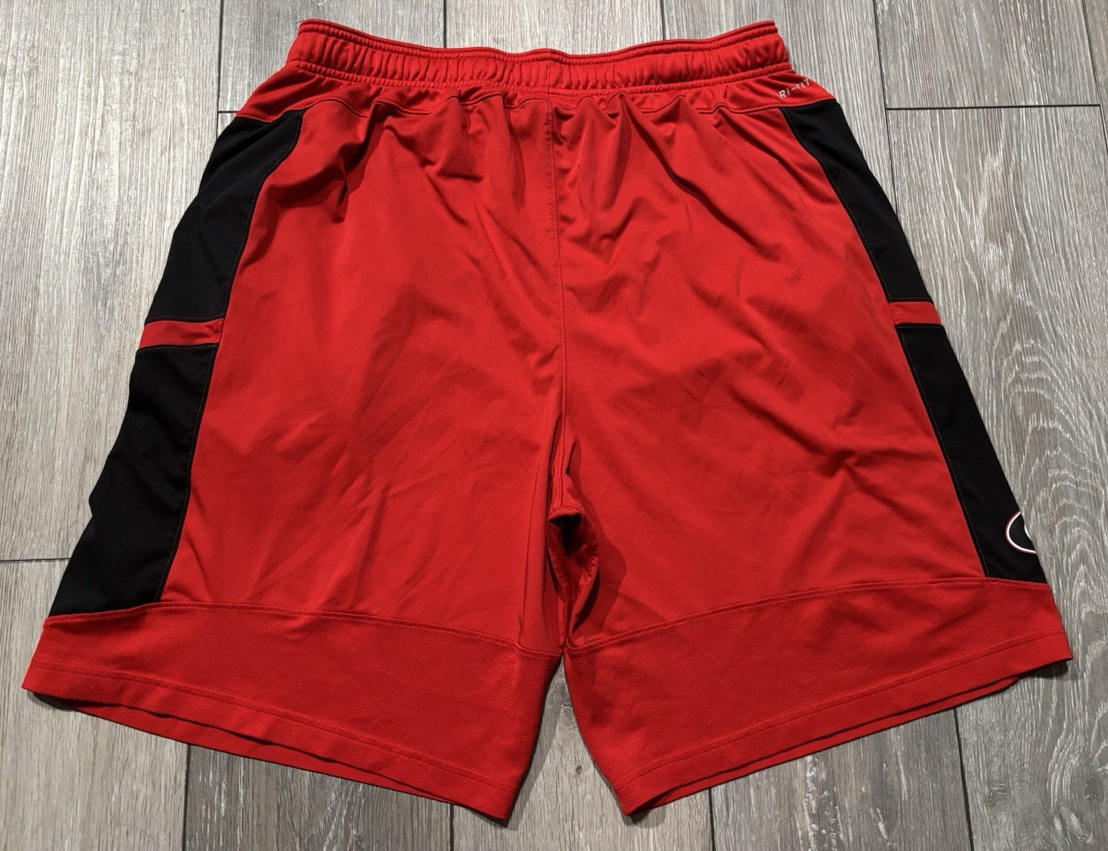 Nike Georgia Bulldogs Training Shorts. Mens XL. Red. NCAA.