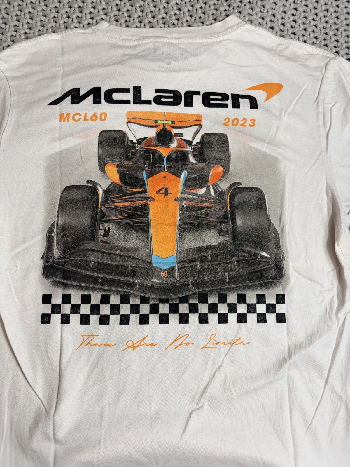 McLaren Formula 1 Team Shirt Mens M White F1 Racing MCL60 2023 Graphic Tee