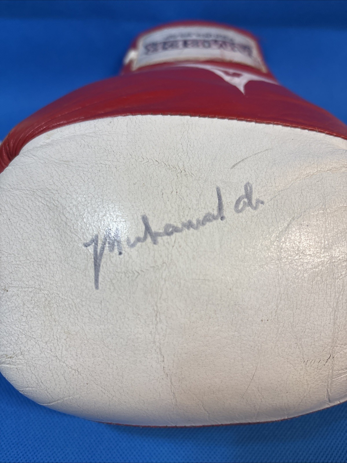 Amber Boxing Gear Original Signed By Muhammad Ali