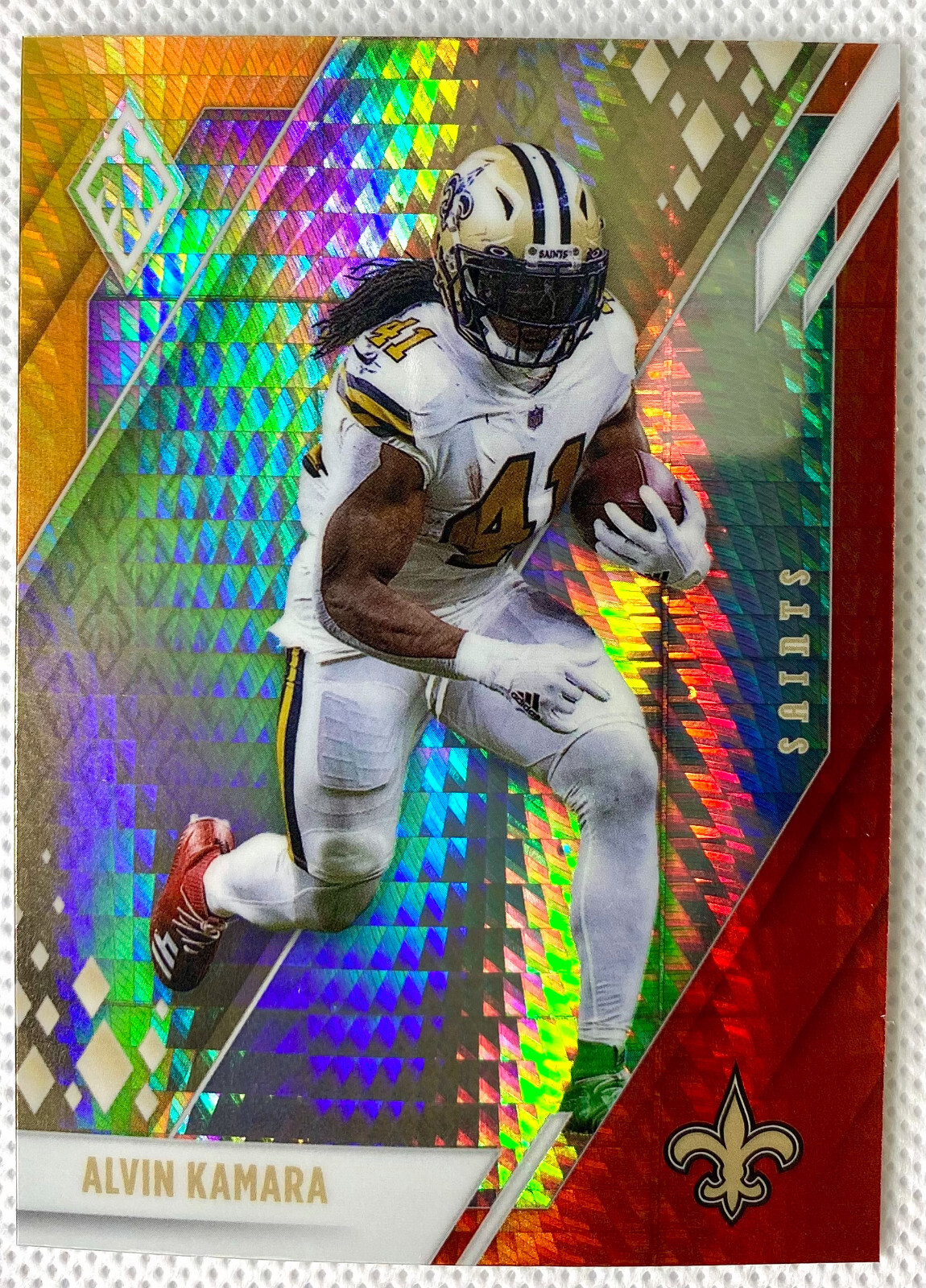 2021 Panini Phoenix Football Alvin Kamara Fire Burst Card #62 New Orleans Saints