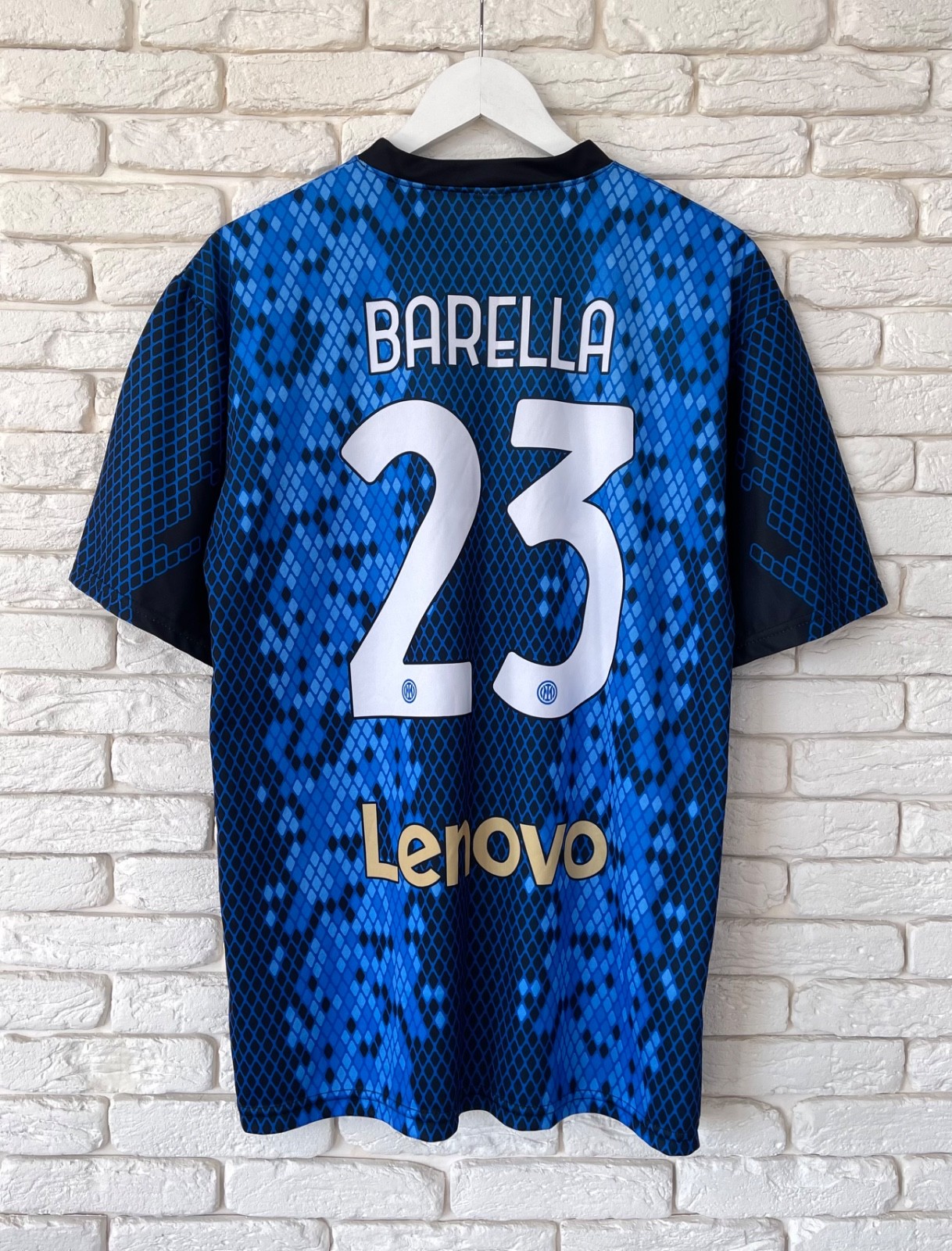 Inter Milan Italy #23 Barella Retro Style Football Soccer Shirt Men’s Size L
