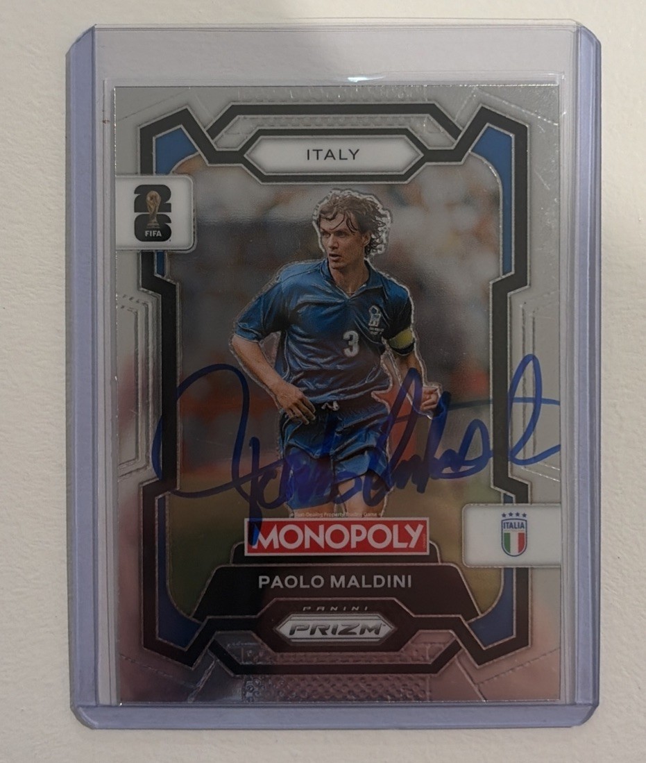 PAOLO MALDINI – ITALY Hand Signed Topps Football trading card Very Good IP Auto