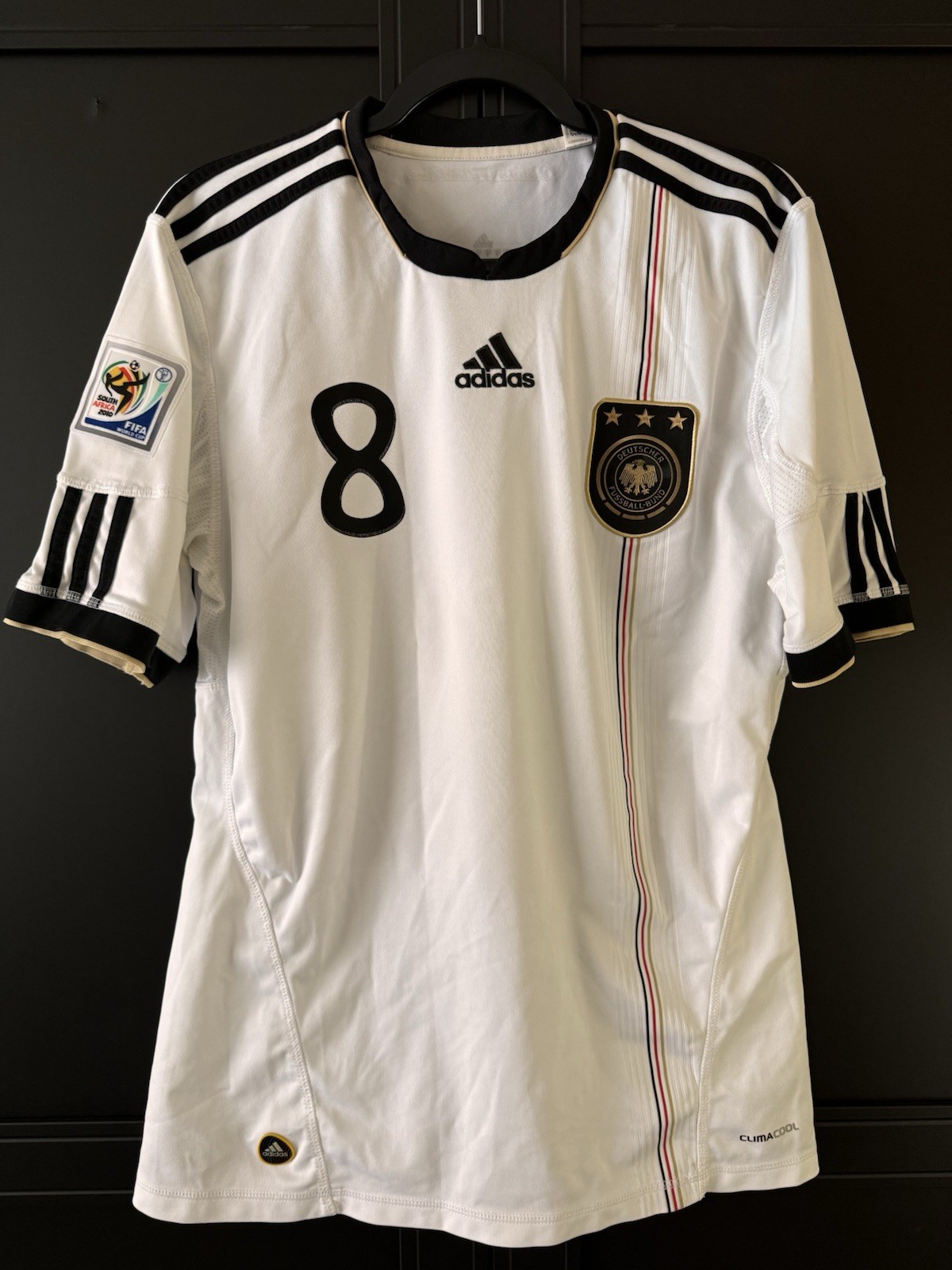 Germany 2010-11 Home ÖZIL- P41477 – (M) – WORLD CUP