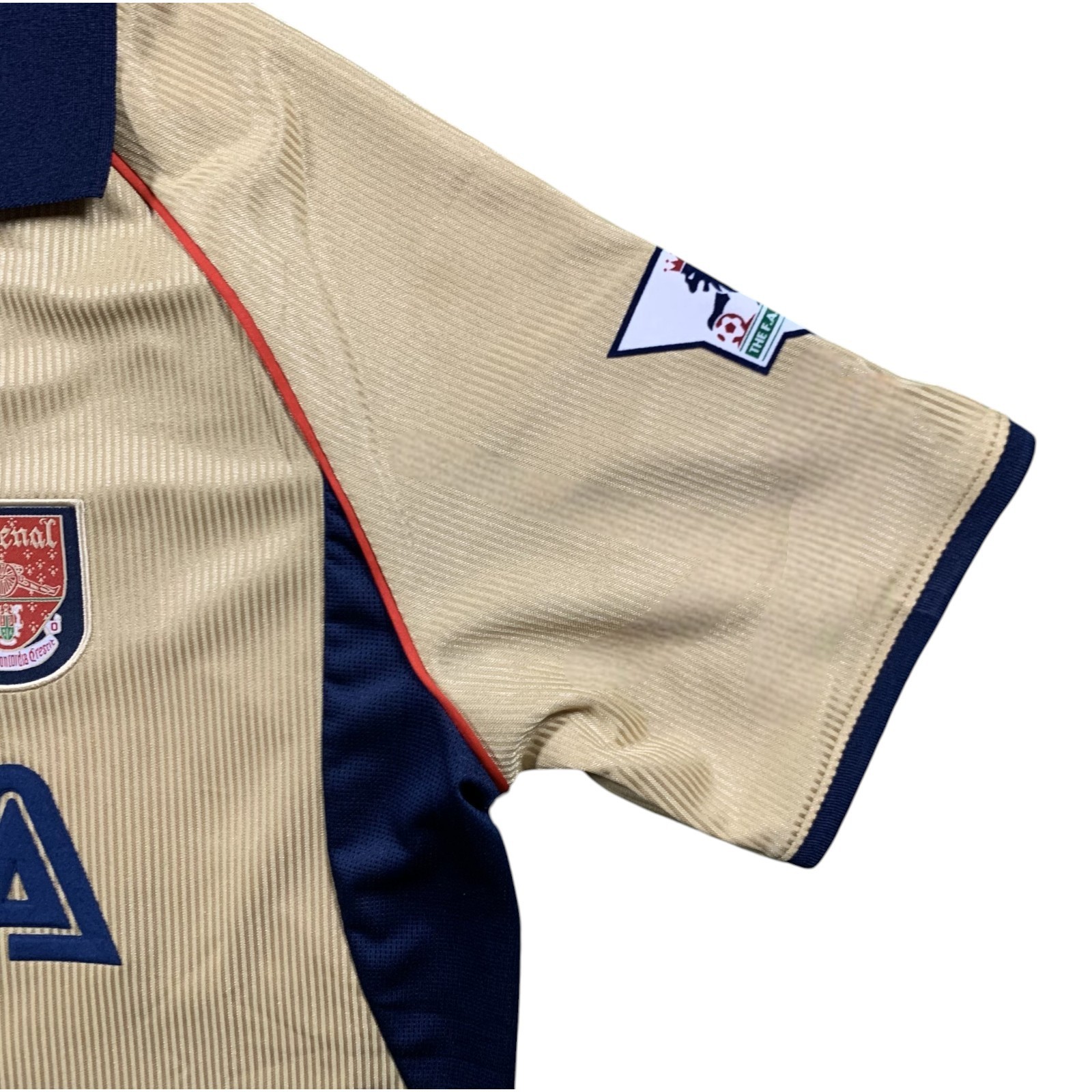 Bergkamp Arsenal 2001/02 Away Jersey Retro Shirt – Men’s Sizes – New