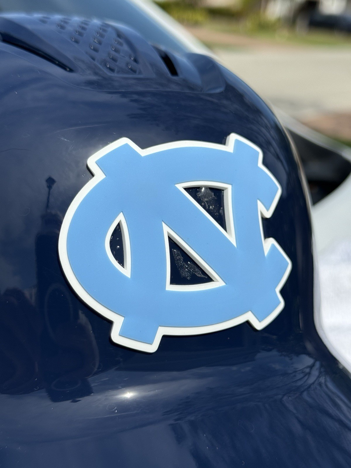 UNC NORTH CAROLINA TARHEELS COLLEGE WORLD SERIES CUSTOM EVOSHIELD BATTING HELMET