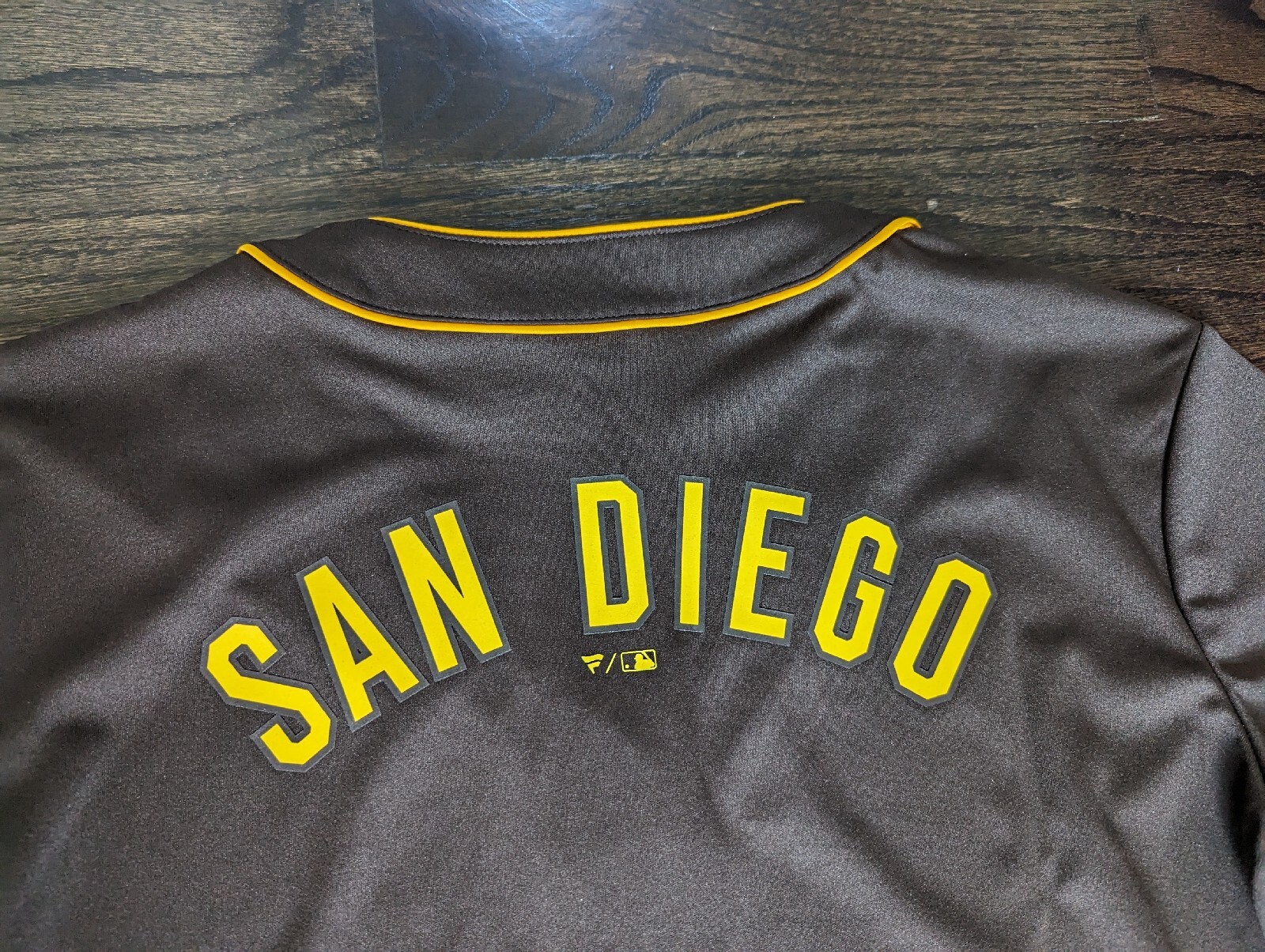 Womens Majestic San Diego Padres Two Button Pullover Jersey Brown Multiple Sizes