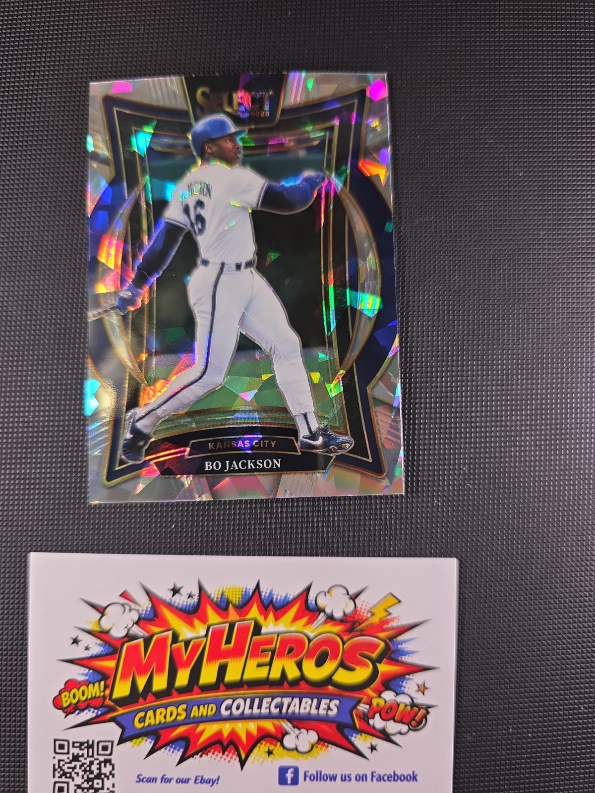 2025 Panini Select – Concourse Bo Jackson #13 Cracked Ice Kansas City Royals