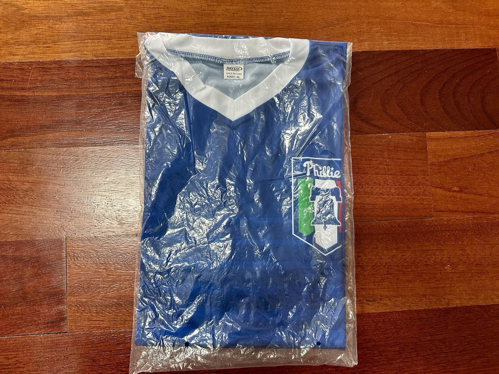 Philadelphia Phillies Italian Heritage Night SGA T- Shirt Jersey XL – Brand New