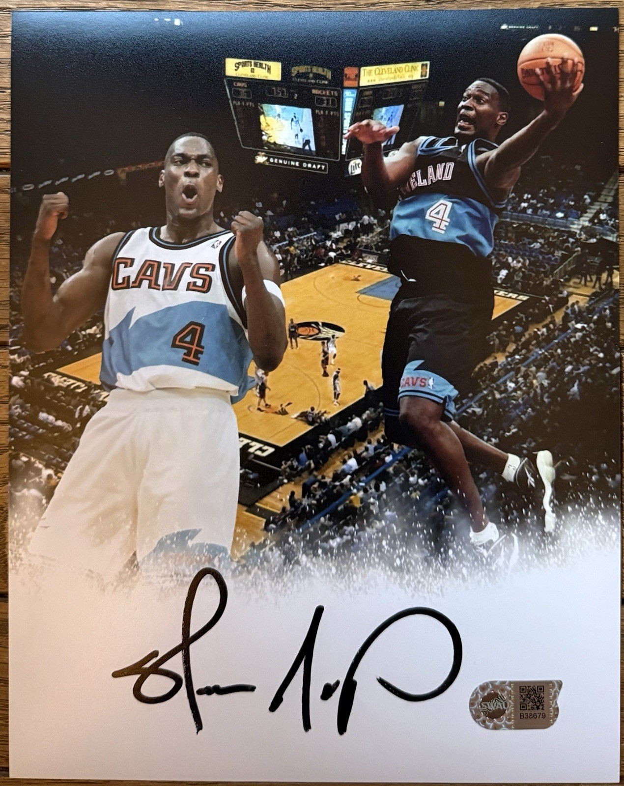 Shawn Kemp Cleveland Cavaliers Autographed Signed 8×10 Photo SWAU Cert