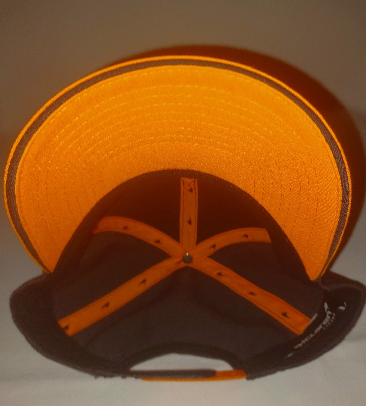 Mclaren Formula 1 Team Cap & T Shirt Size Medium CHEST 42″ Orange Brand New !!