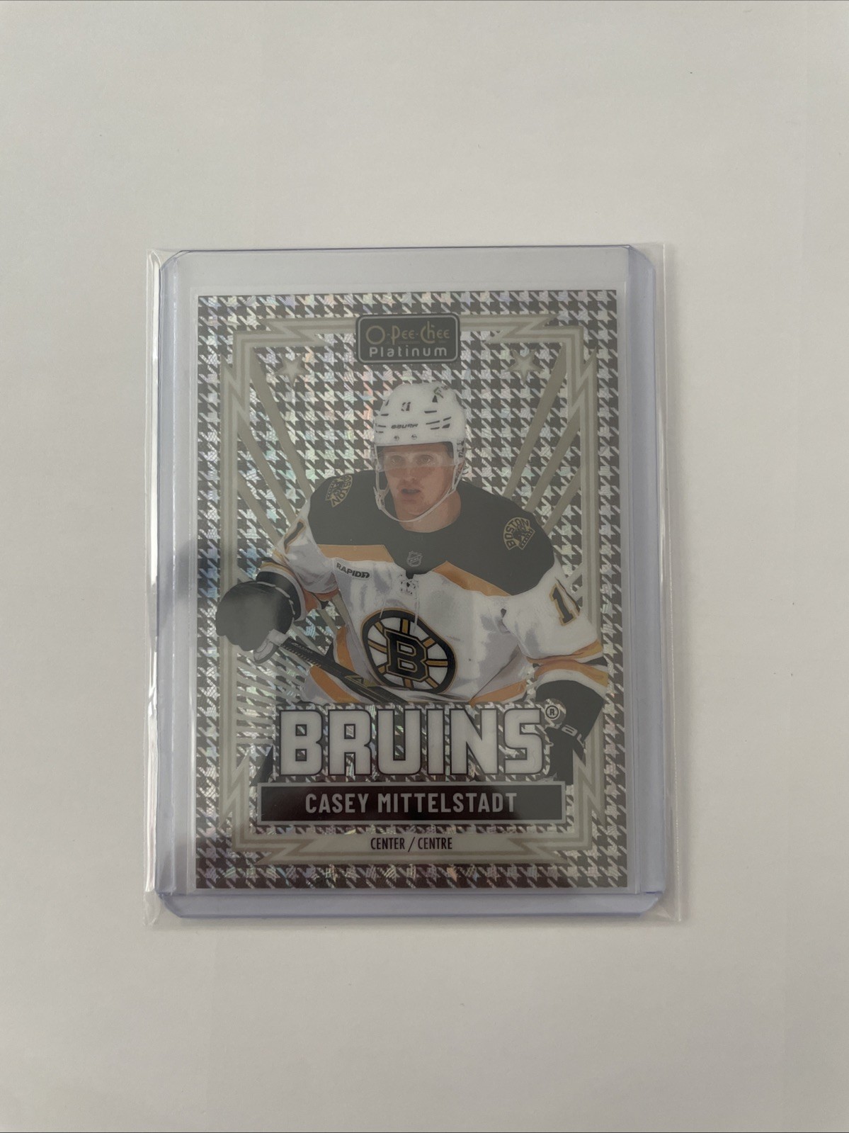 2025-26 O-Pee-Chee PLATINUM Casey Mittelstadt #R-57 RETRO HOUNDSTOOTH SSP 14/15