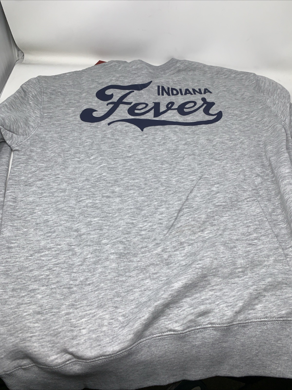WNBA Indiana Fever Grey Mens large Sweatshirt NWT By Ultra Game And WNBA Mens L
