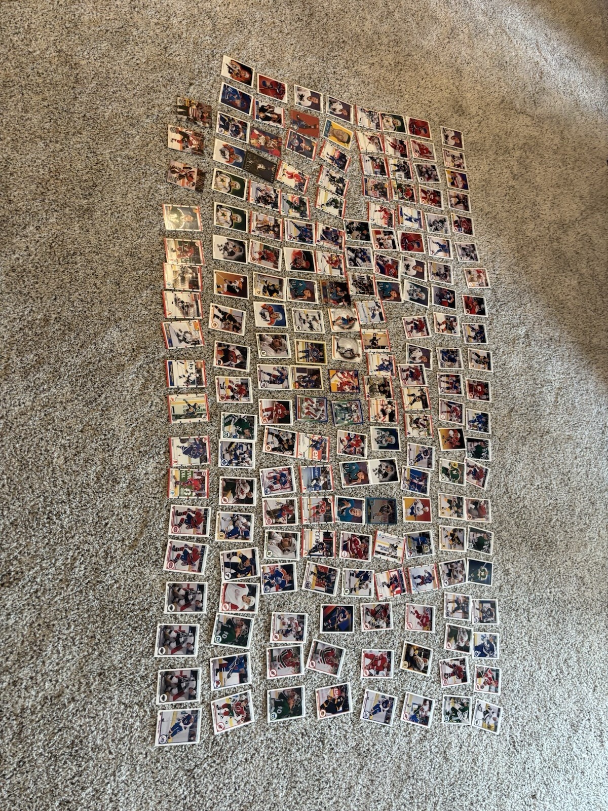 Vintage NHL Trading Card Lot w/ Multiple Wayne Gretzky Cards Included