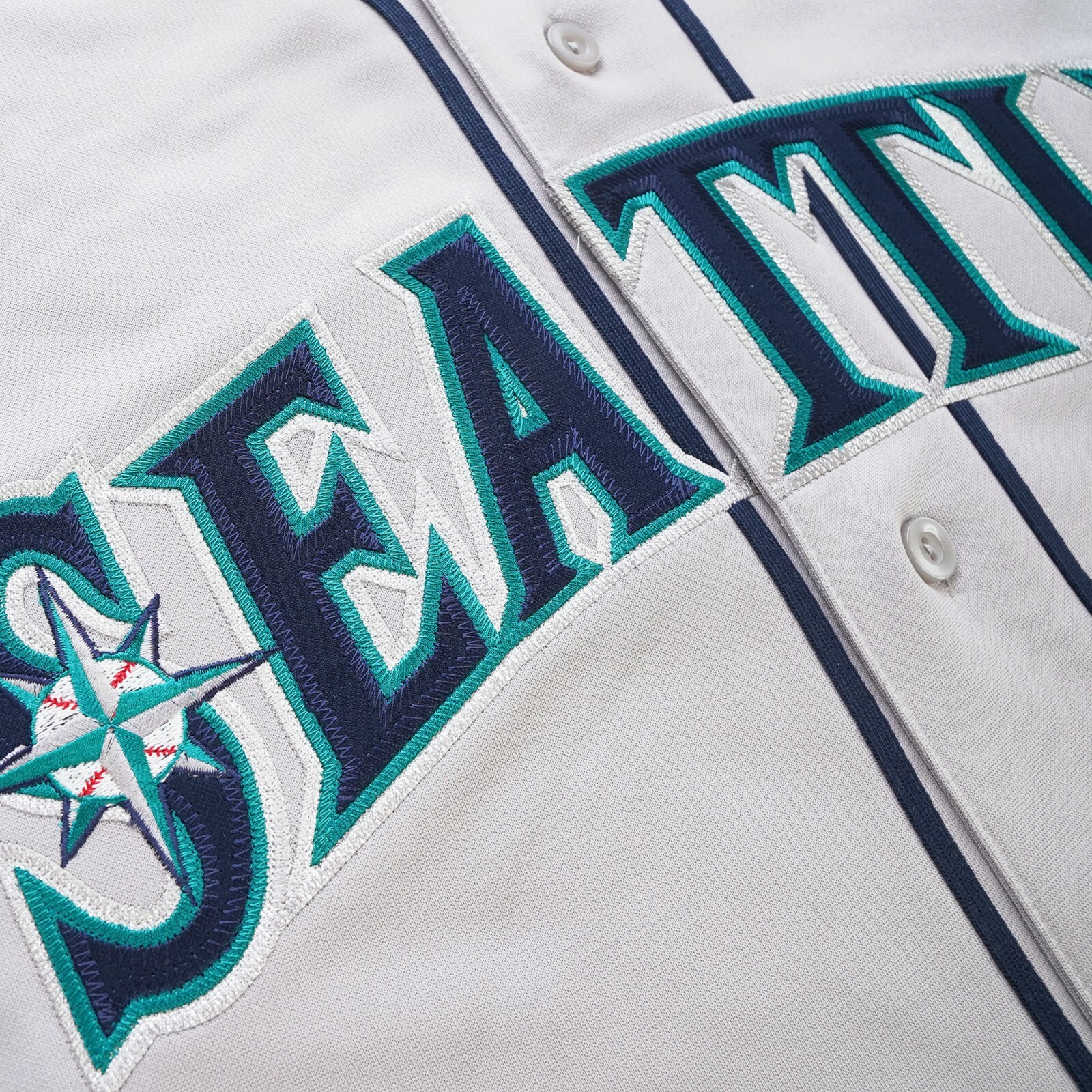 Ken Griffey Jr. Seattle Mariners 1997 Grey Road Jersey w/ Jackie 50th Patch