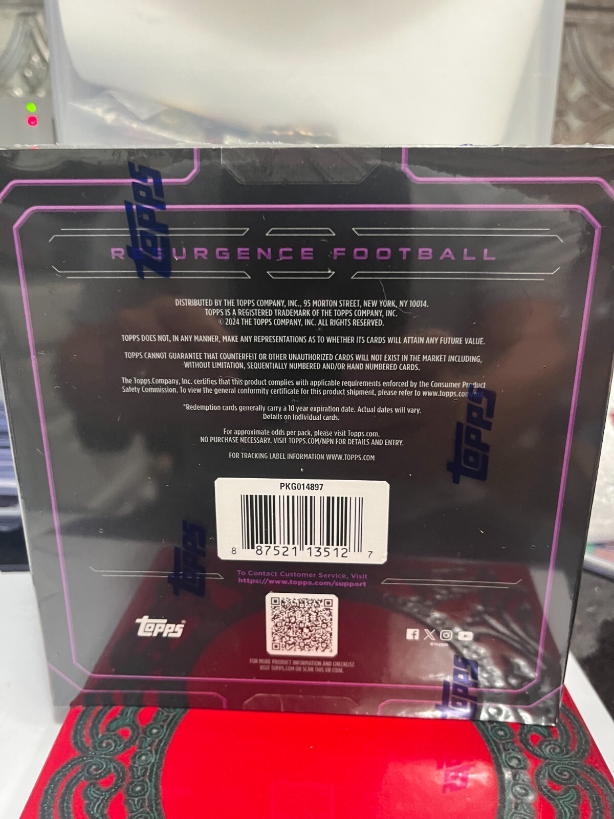 2024 TOPPS RESURGENCE MEGA BOX (48 Cards) Football Brand NIB 4 Parallels in hand