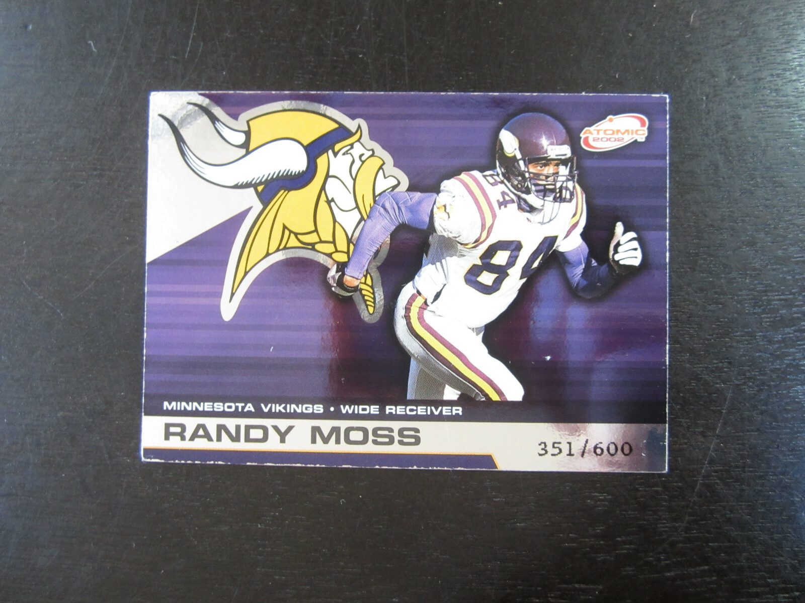 2002 Atomic Non Die Cut # 55 Randy Moss Card (B64) # 351/600 Vikings Marshall