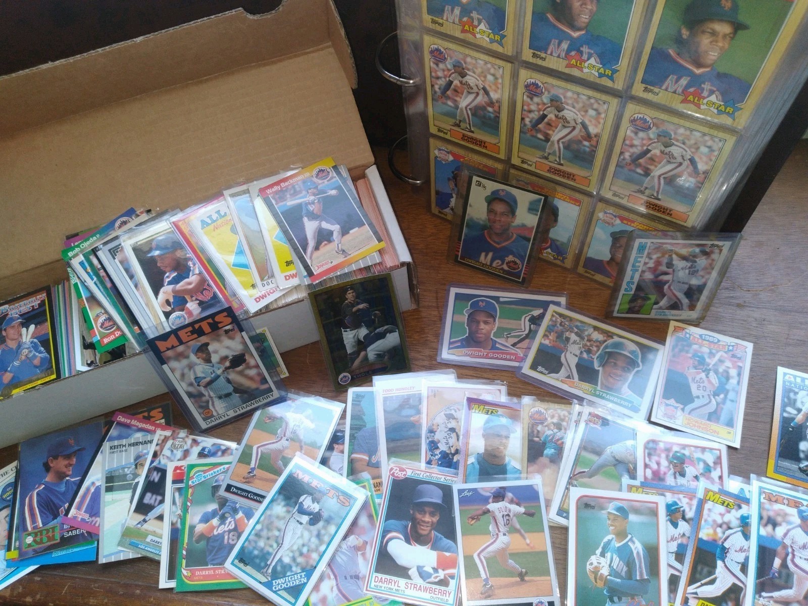 New York Mets Huge Card Lot ( 80’s – 2000’s ) Team Sets, Singles,++ 1,300 + Ct