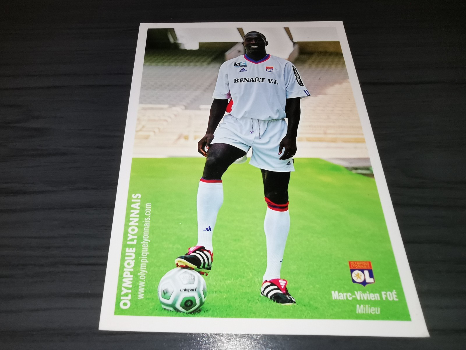 Marc-Vivien Foé Unsigned Olympique Lyon Club autograph card