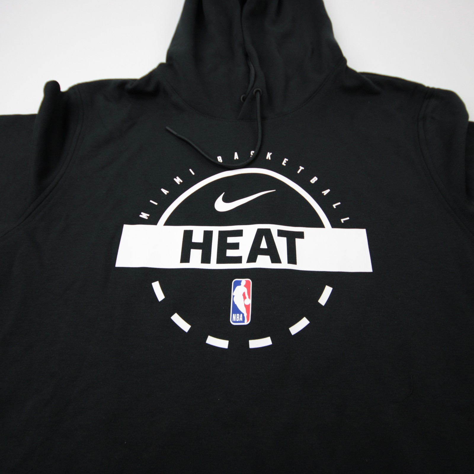 Miami Heat Nike NBA Authentics Sweatshirt Men’s Black Used Multiple Sizes